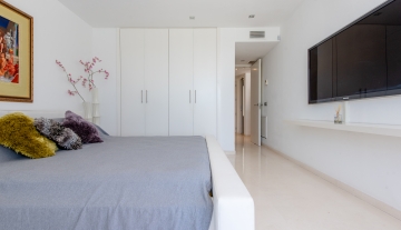 Resa Estates Ibiza cala Carbo for sale es vedra views modern pool infinity bedroom 3.jpg